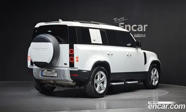 Land Rover Defender, 2022, 56 448 км