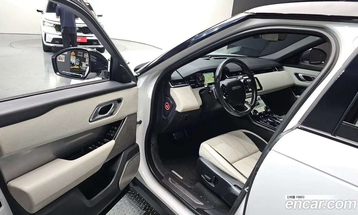 Land Rover Range Rover Velar 2018 3.0 автомат (гидро), фото 13
