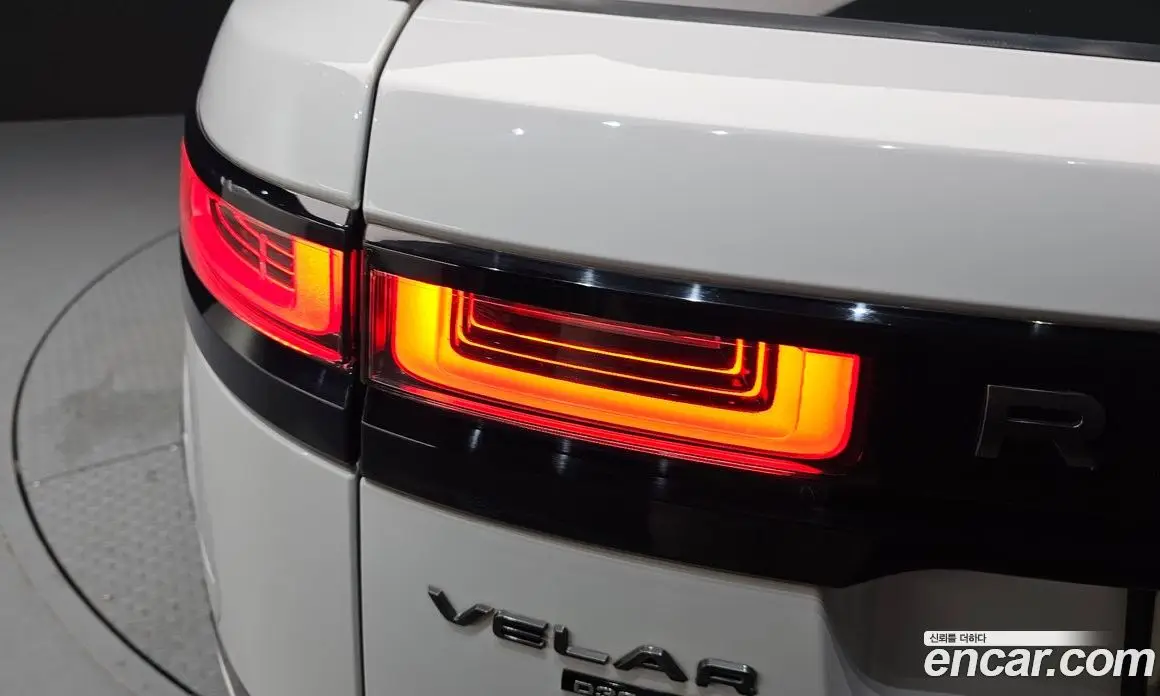 Land Rover Range Rover Velar 2018 3.0 автомат (гидро), фото 9