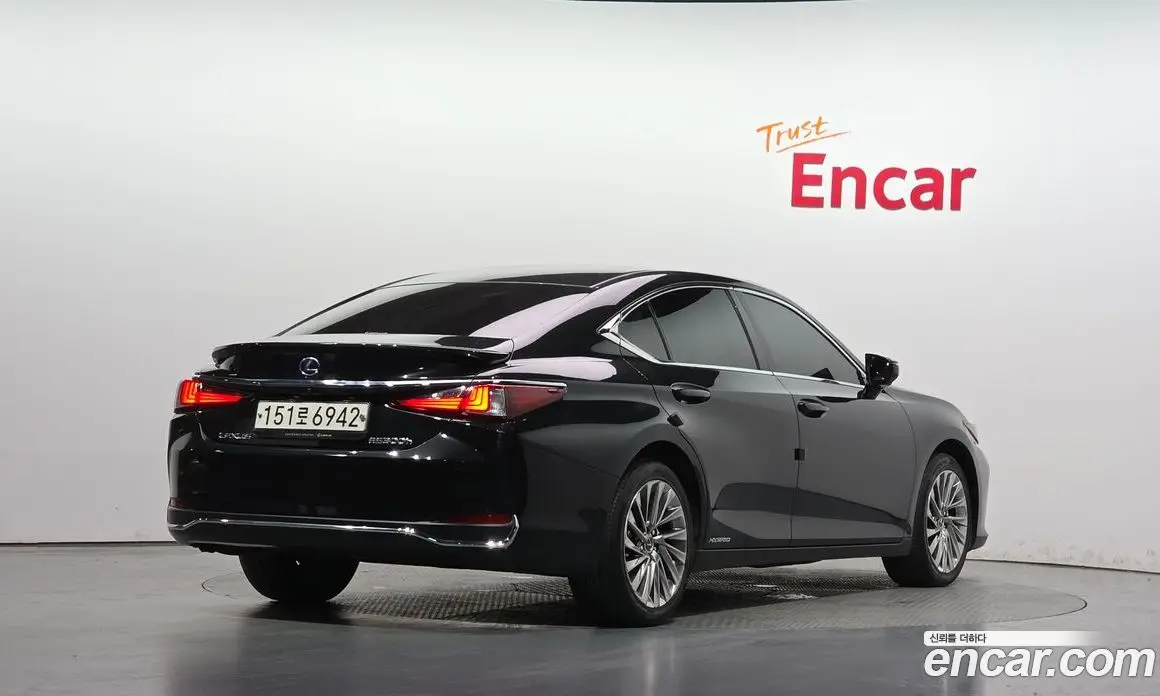 Lexus ES 2022 2.5 автомат (гидро), фото 2 Lexus ES 2022 2.5 автомат (гидро), фото 2
