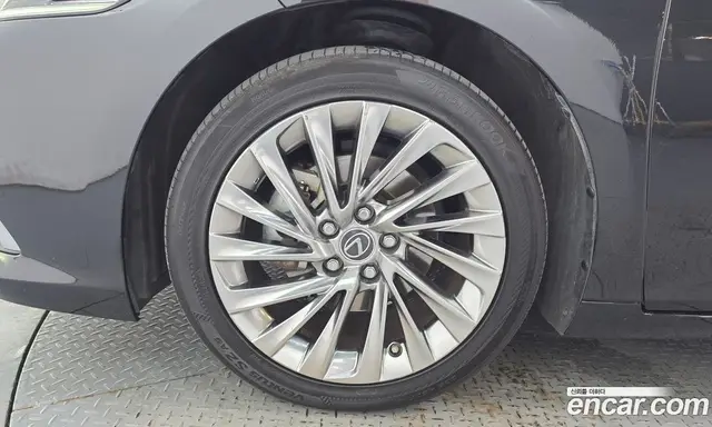 Lexus ES 2022 2.5 автомат (гидро), миниатюра 5 Lexus ES 2022 2.5 автомат (гидро), миниатюра 5