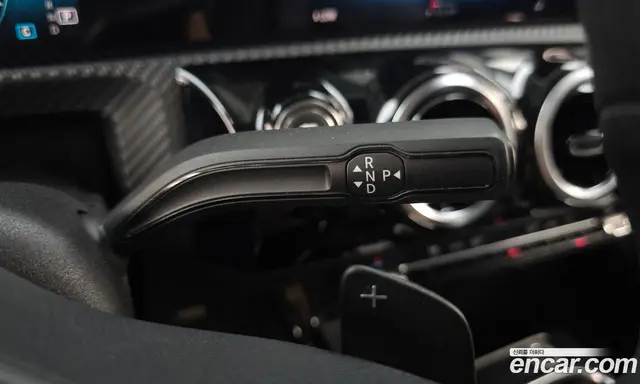 Mercedes-Benz A-Class 2019 2.0 автомат (гидро), миниатюра 12