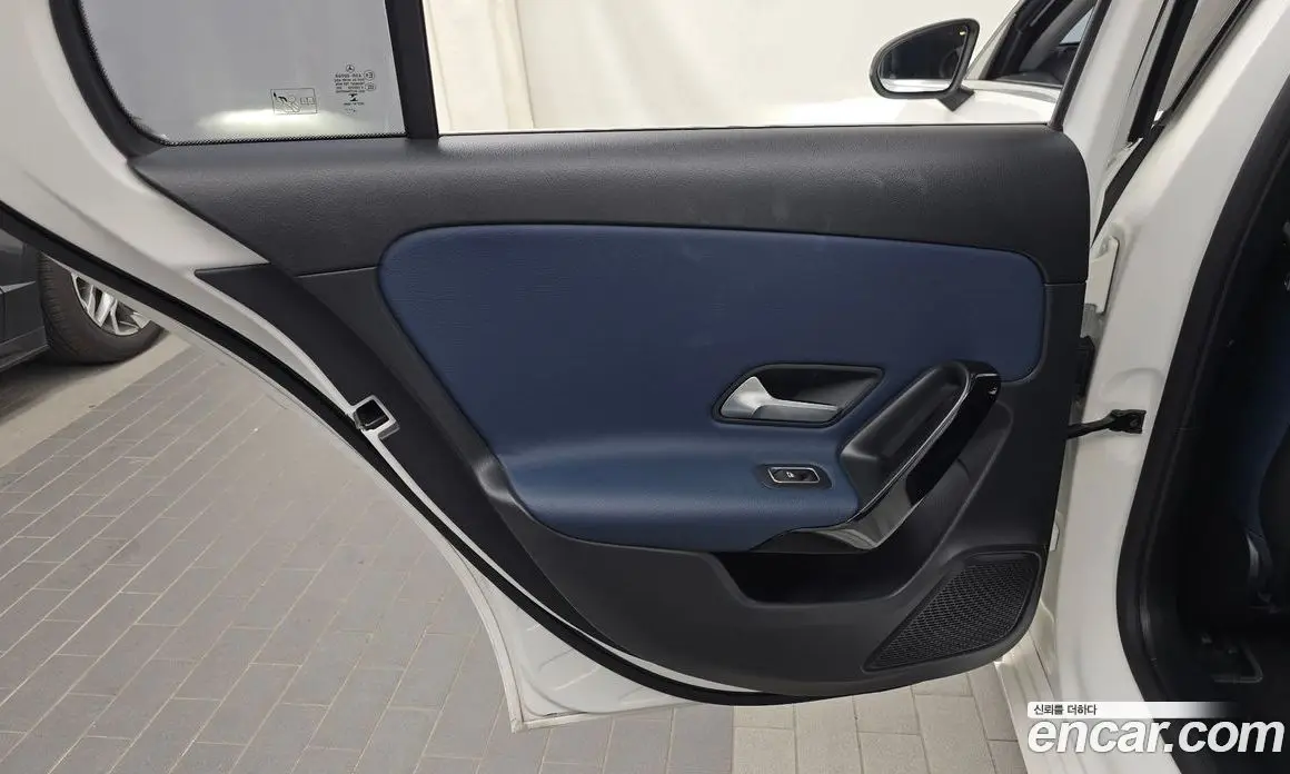 Mercedes-Benz A-Class 2019 2.0 автомат (гидро), фото 15