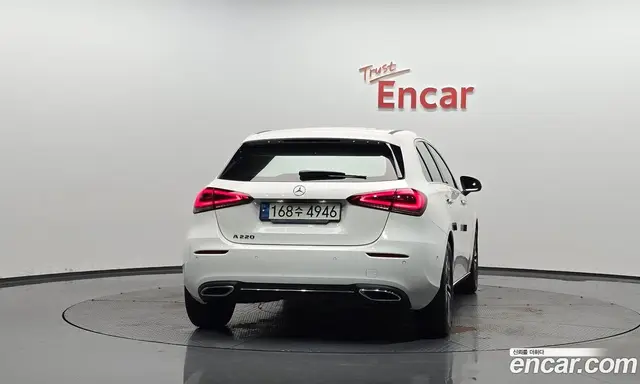 Mercedes-Benz A-Class 2021 2.0 автомат (гидро), миниатюра 4 Mercedes-Benz A-Class 2021 2.0 автомат (гидро), миниатюра 4