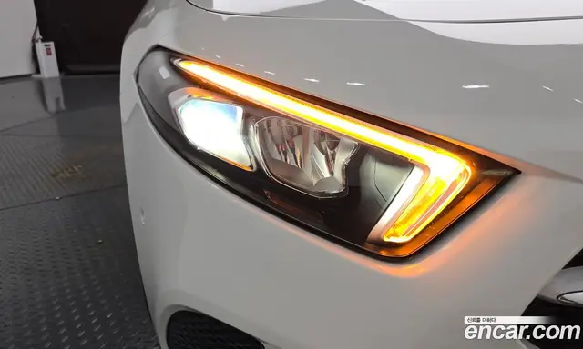Mercedes-Benz A-Class 2021 2.0 автомат (гидро), миниатюра 8 Mercedes-Benz A-Class 2021 2.0 автомат (гидро), миниатюра 8