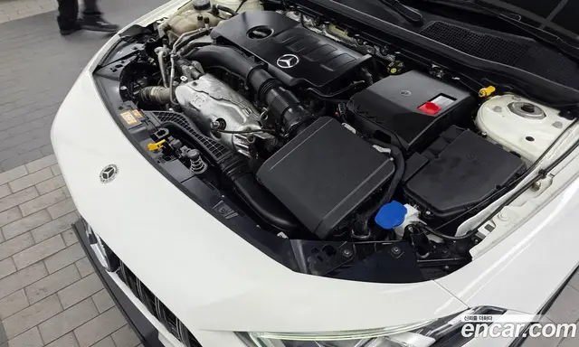 Mercedes-Benz A-Class 2021 2.0 автомат (гидро), миниатюра 6