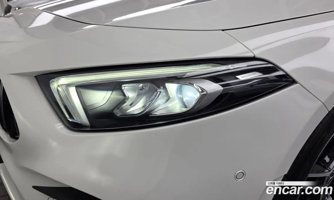 Mercedes-Benz A-Class 2021 2.0 автомат (гидро), фото 8