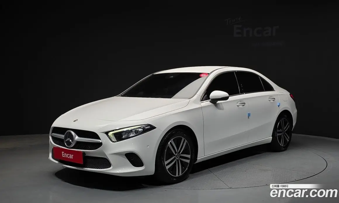 Mercedes-Benz A-Class 2023 2.0 автомат (гидро), фото 1 Mercedes-Benz A-Class 2023 2.0 автомат (гидро), фото 1