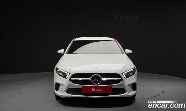 Mercedes-Benz A-Class 2023 2.0 автомат (гидро), миниатюра 3 Mercedes-Benz A-Class 2023 2.0 автомат (гидро), миниатюра 3