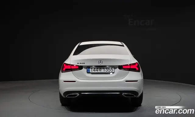 Mercedes-Benz A-Class 2023 2.0 автомат (гидро), миниатюра 4 Mercedes-Benz A-Class 2023 2.0 автомат (гидро), миниатюра 4