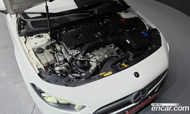 Mercedes-Benz A-Class 2023 2.0 автомат (гидро), миниатюра 6 Mercedes-Benz A-Class 2023 2.0 автомат (гидро), миниатюра 6