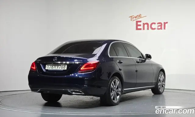Mercedes-Benz C-Class 2020 1.9 автомат (гидро), миниатюра 2