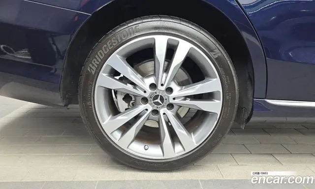 Mercedes-Benz C-Class 2020 1.9 автомат (гидро), миниатюра 5