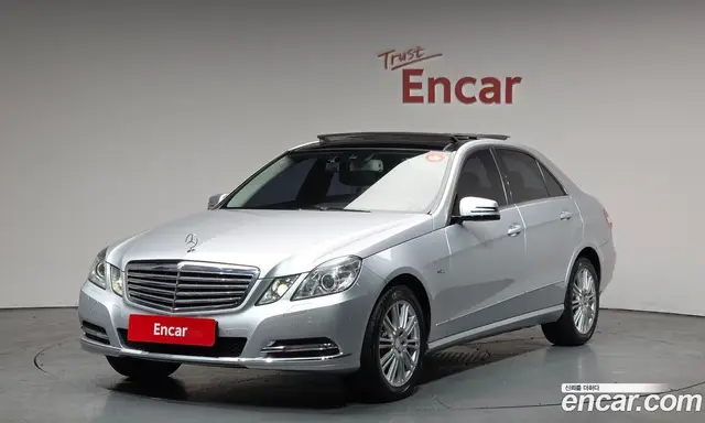 Mercedes-Benz E-Class, 2012, 106 157 км