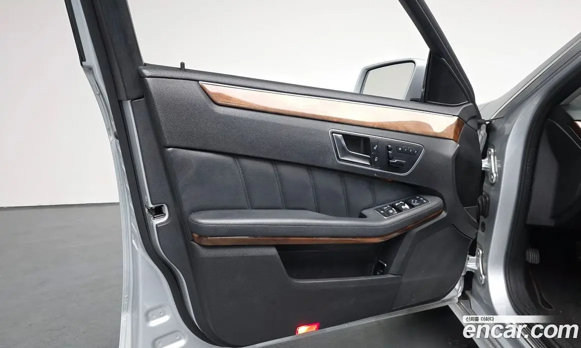 Mercedes-Benz E-Class 2012 3.5 автомат (гидро), фото 14