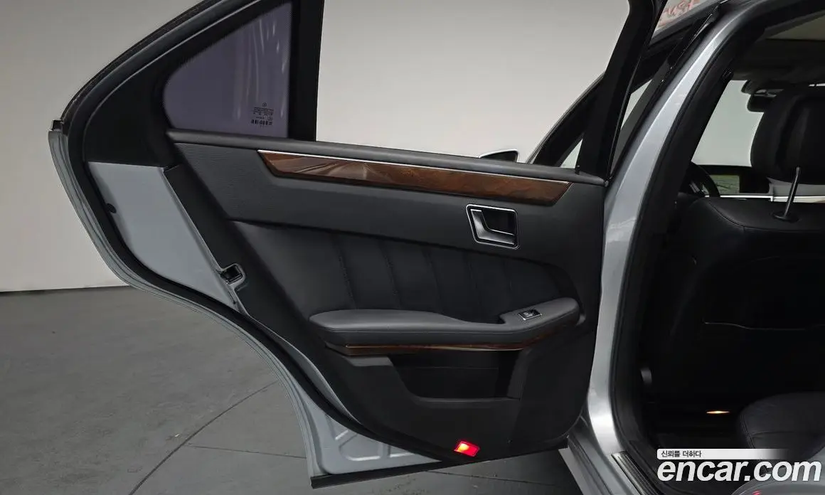 Mercedes-Benz E-Class 2012 3.5 автомат (гидро), фото 15