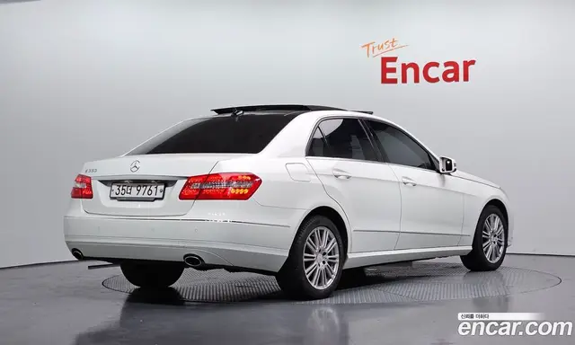 Mercedes-Benz E-Class 2012 3.5 автомат (гидро), миниатюра 2