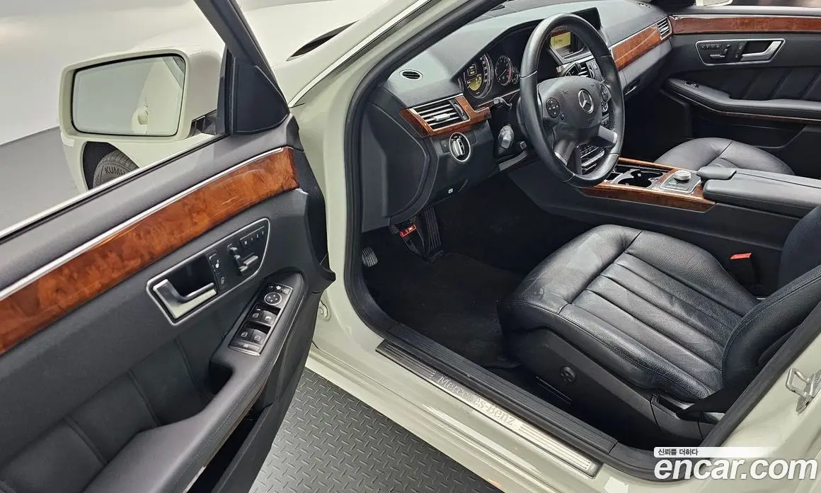 Mercedes-Benz E-Class 2012 3.5 автомат (гидро), фото 13