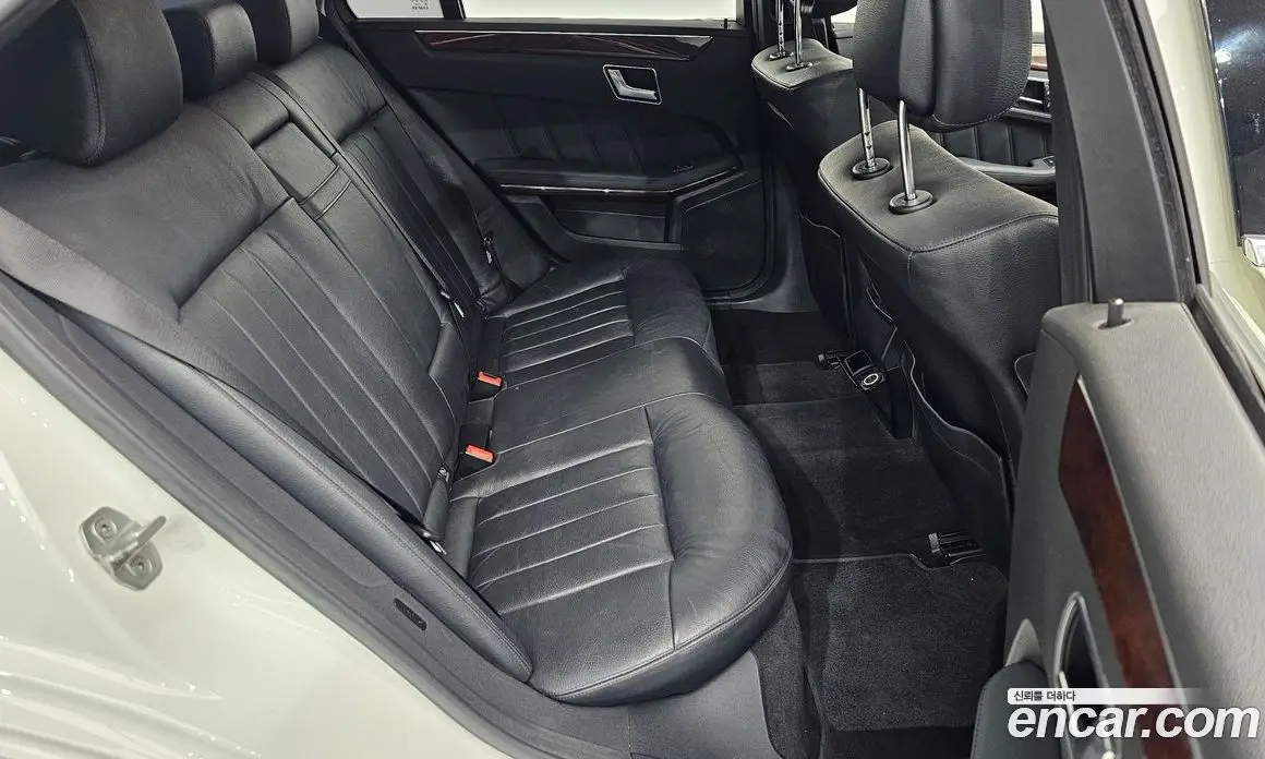 Mercedes-Benz E-Class 2012 3.5 автомат (гидро), фото 16