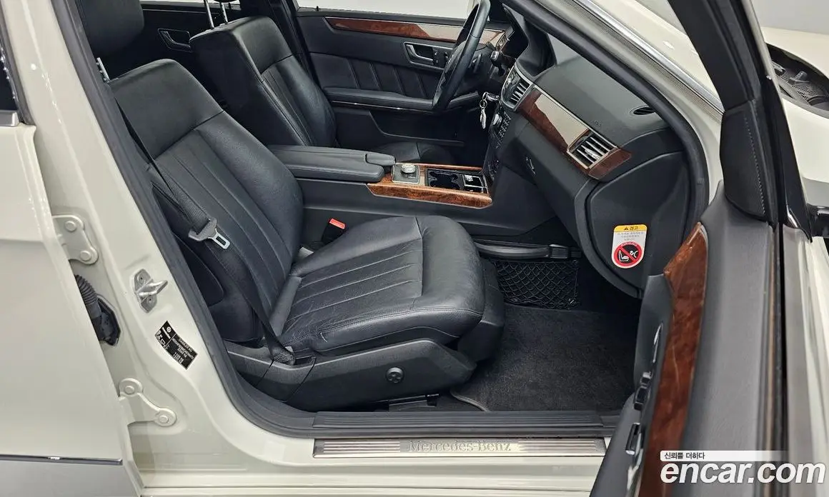 Mercedes-Benz E-Class 2012 3.5 автомат (гидро), фото 18