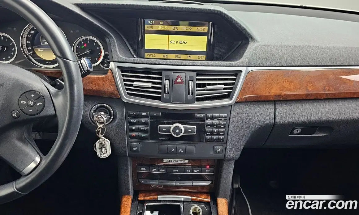 Mercedes-Benz E-Class 2012 3.5 автомат (гидро), фото 19