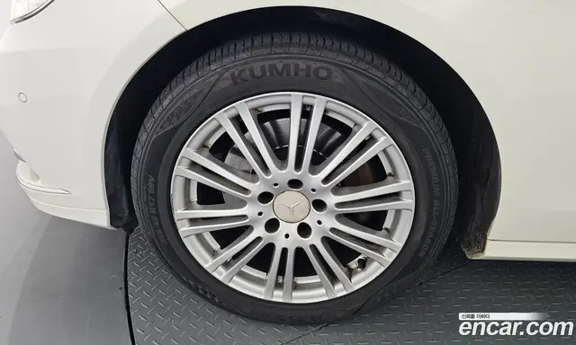 Mercedes-Benz E-Class 2012 3.5 автомат (гидро), миниатюра 5
