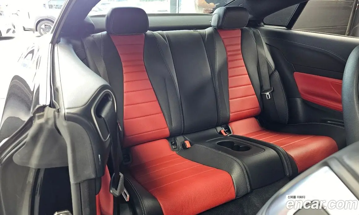 Mercedes-Benz E-Class 2017 1.9 автомат (гидро), фото 18 Mercedes-Benz E-Class 2017 1.9 автомат (гидро), фото 18