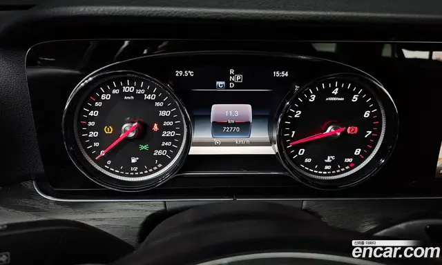 Mercedes-Benz E-Class 2018 2.0 автомат (гидро), миниатюра 11