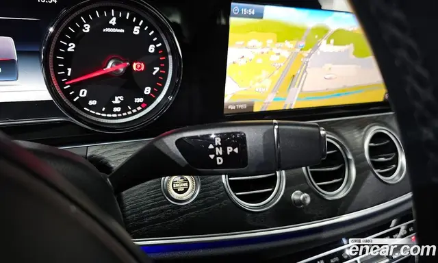 Mercedes-Benz E-Class 2018 2.0 автомат (гидро), миниатюра 12