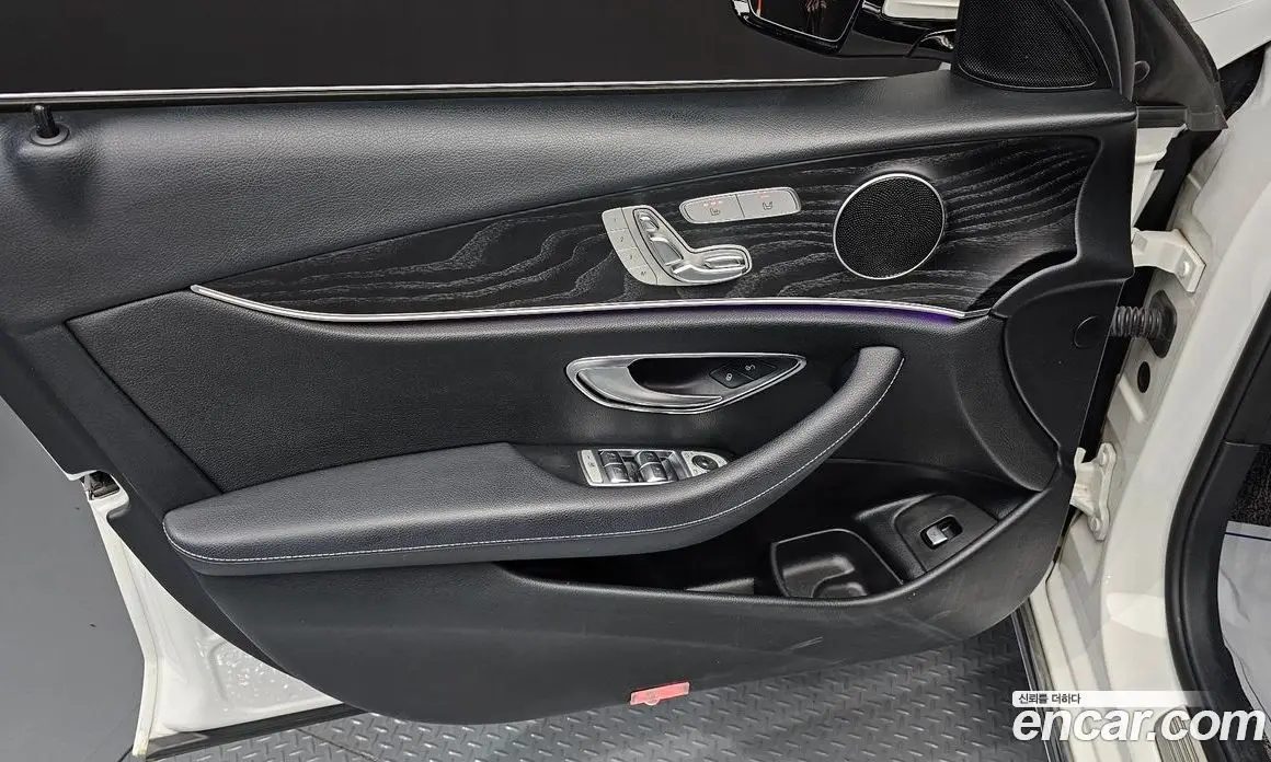 Mercedes-Benz E-Class 2018 2.0 автомат (гидро), фото 14