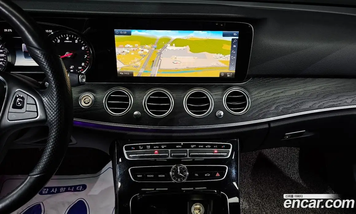 Mercedes-Benz E-Class 2018 2.0 автомат (гидро), фото 19