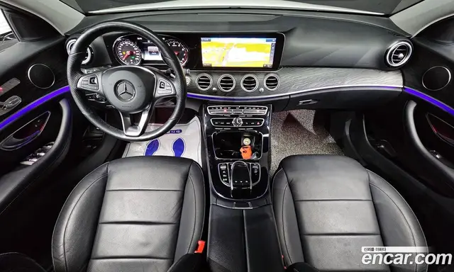 Mercedes-Benz E-Class 2018 2.0 автомат (гидро), миниатюра 10