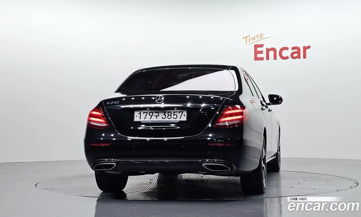 Mercedes-Benz E-Class 2019 2.0 автомат (гидро), фото 4