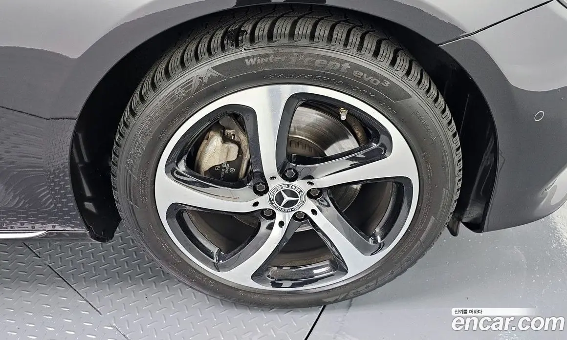 Mercedes-Benz E-Class 2019 2.0 автомат (гидро), фото 7