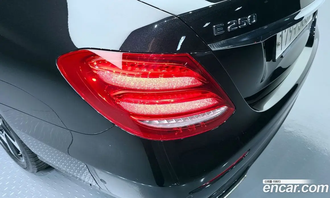 Mercedes-Benz E-Class 2019 2.0 автомат (гидро), фото 9