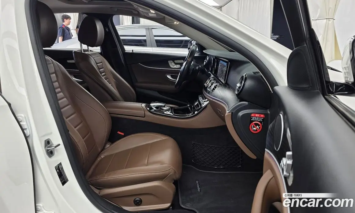 Mercedes-Benz E-Class 2019 1.9 автомат (гидро), фото 17