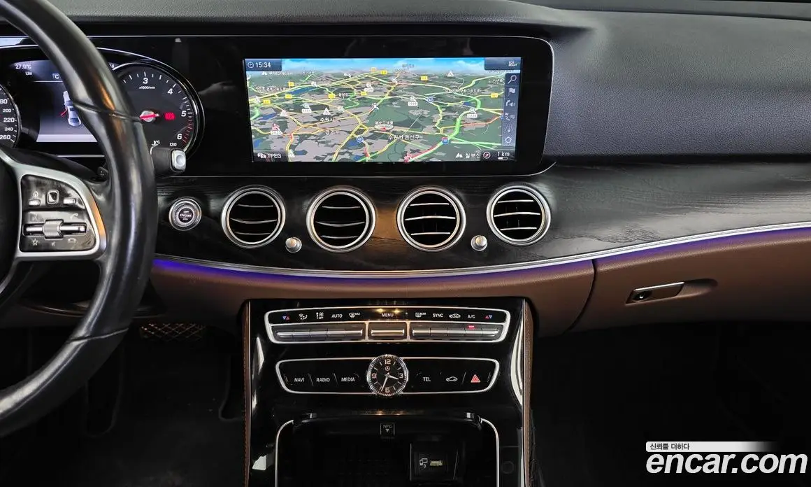 Mercedes-Benz E-Class 2019 1.9 автомат (гидро), фото 20