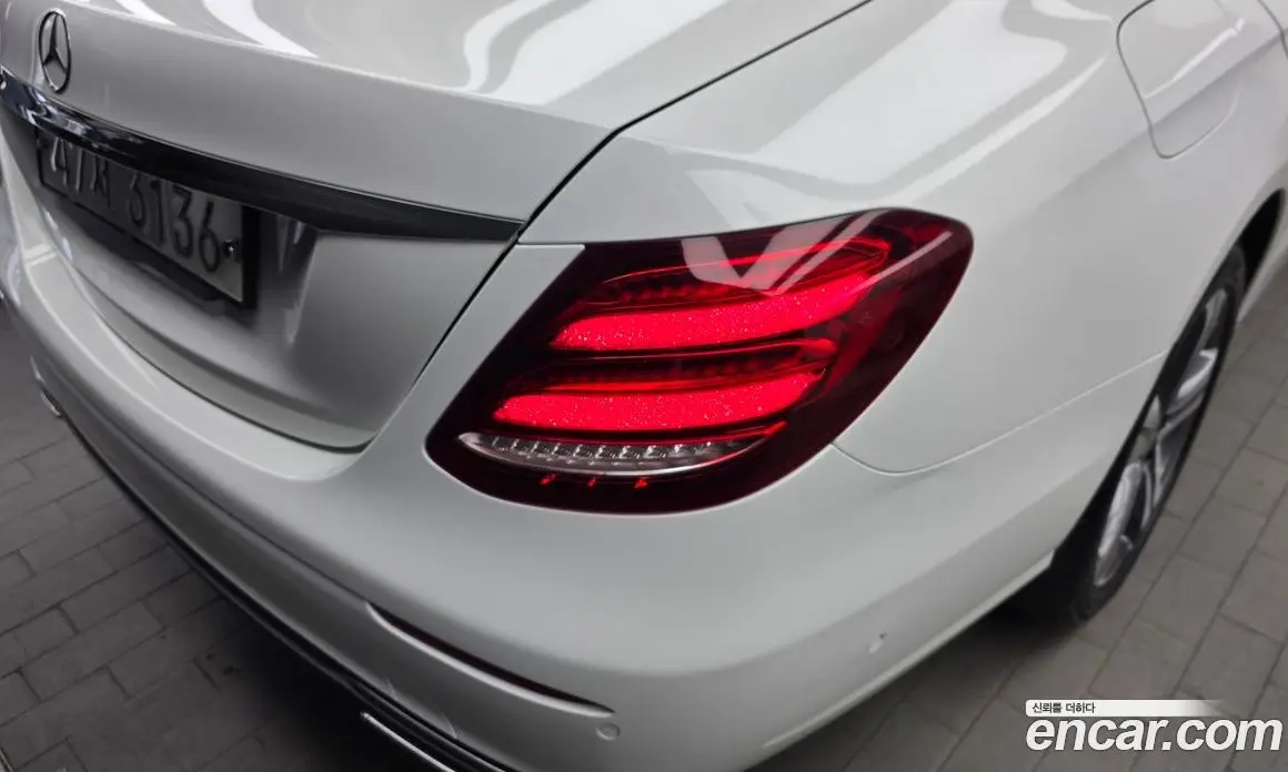 Mercedes-Benz E-Class 2019 1.9 автомат (гидро), фото 9