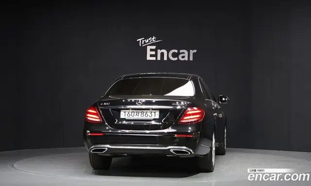 Mercedes-Benz E-Class 2020 2.0 автомат (гидро), миниатюра 4