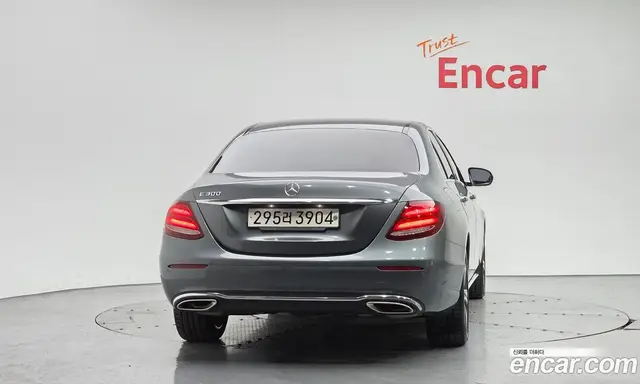 Mercedes-Benz E-Class 2020 2.0 автомат (гидро), миниатюра 4