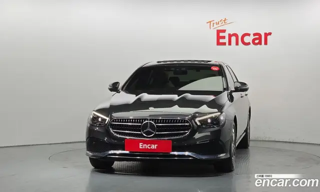 Mercedes-Benz E-Class 2021 2.0 автомат (гидро), миниатюра 3