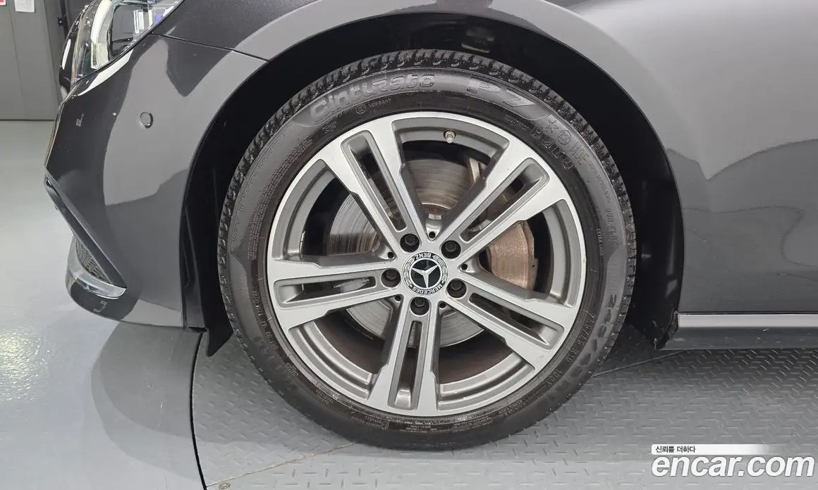 Mercedes-Benz E-Class 2021 2.0 автомат (гидро), фото 5