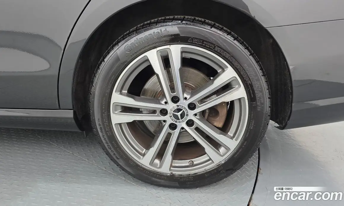 Mercedes-Benz E-Class 2021 2.0 автомат (гидро), фото 7