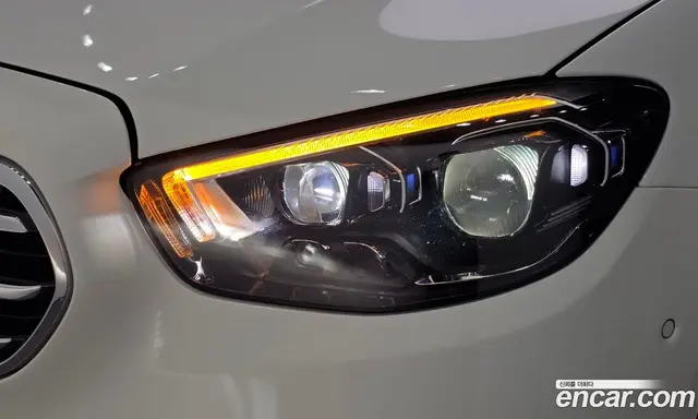 Mercedes-Benz E-Class 2022 2.0 автомат (гидро), миниатюра 8 Mercedes-Benz E-Class 2022 2.0 автомат (гидро), миниатюра 8