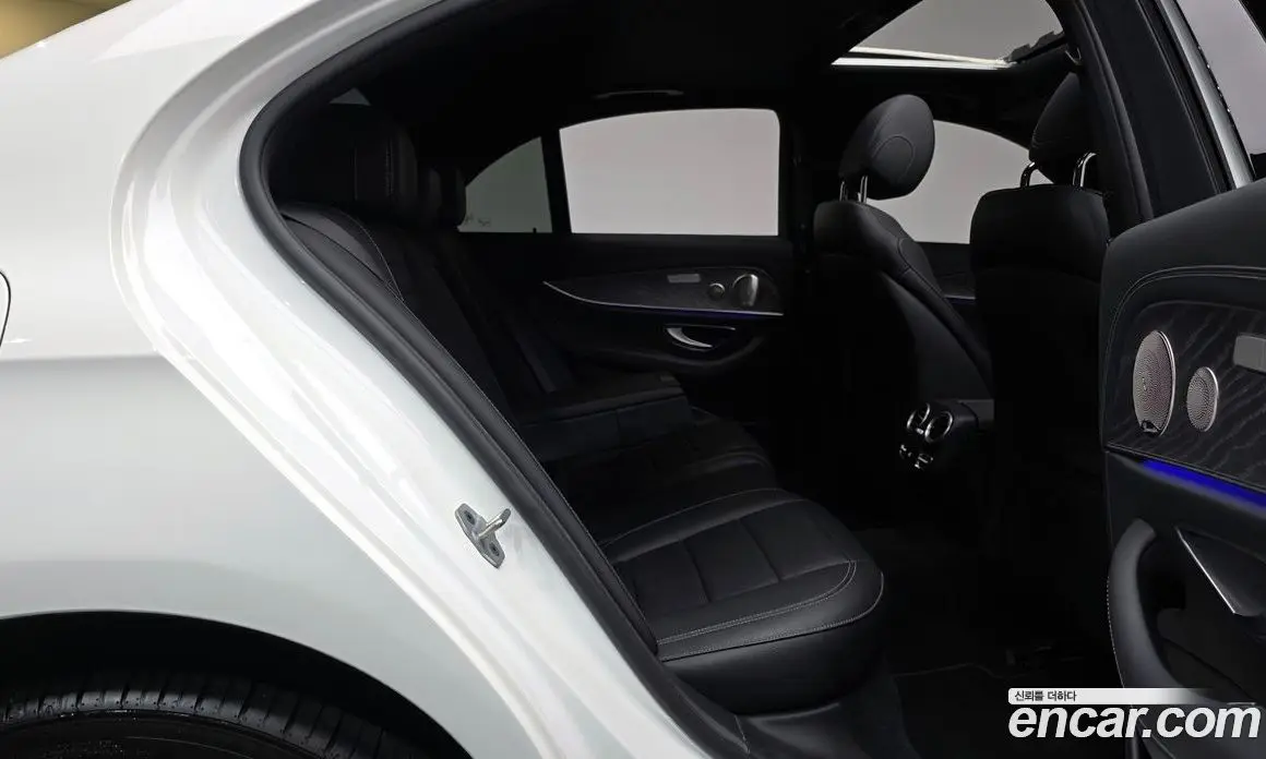 Mercedes-Benz E-Class 2022 2.0 автомат (гидро), фото 16 Mercedes-Benz E-Class 2022 2.0 автомат (гидро), фото 16