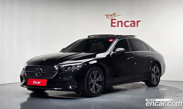 Mercedes-Benz E-Class, 2024, 33 902 км