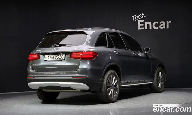 Mercedes-Benz GLC-Class 2018 2.0 автомат (гидро), миниатюра 2 Mercedes-Benz GLC-Class 2018 2.0 автомат (гидро), миниатюра 2
