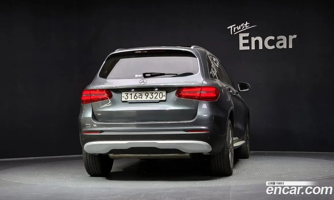 Mercedes-Benz GLC-Class 2018 2.0 автомат (гидро), фото 4 Mercedes-Benz GLC-Class 2018 2.0 автомат (гидро), фото 4
