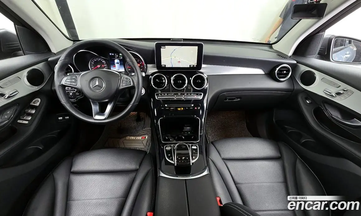 Mercedes-Benz GLC-Class 2018 2.0 автомат (гидро), фото 10 Mercedes-Benz GLC-Class 2018 2.0 автомат (гидро), фото 10