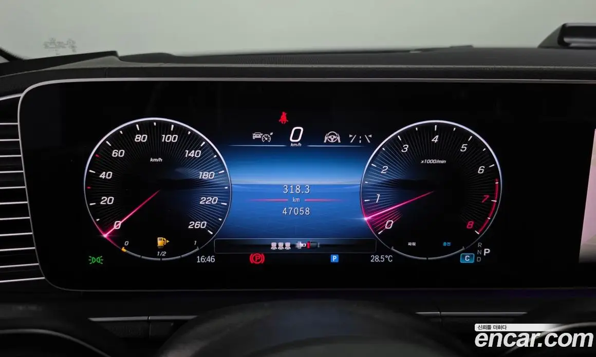 Mercedes-Benz GLE-Class 2024 3.0 автомат (гидро), фото 11